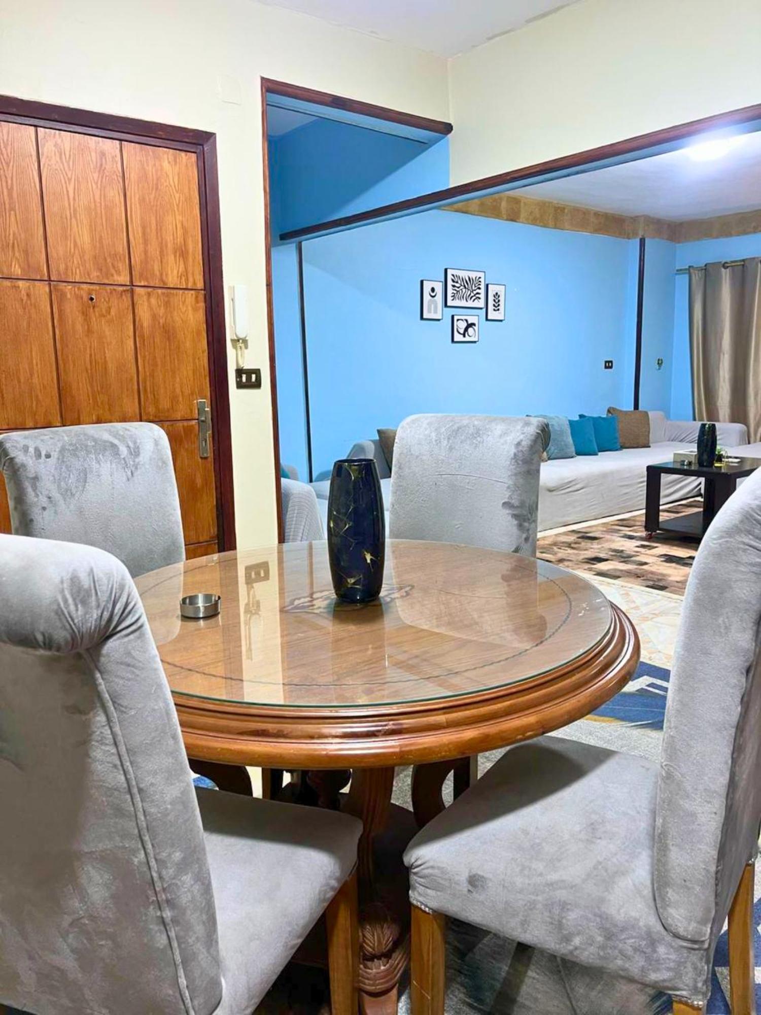 Apartment 2 Brs Secure With Location In Degla Maadi